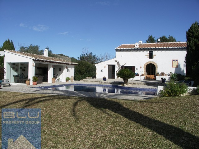 3 Bedroom Finca in Javea