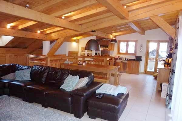 Large 4 bedroom duplex top floor..