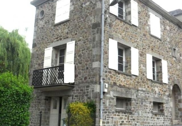 Superb Property in Lovely Village