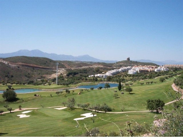 Apartment - An excellent golf apartment..