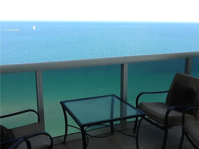 1800 OCEAN DR, 2505, Hallandale, FL..