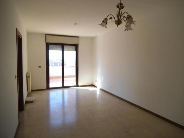 3 Bedrooms - Apartment - For Sale