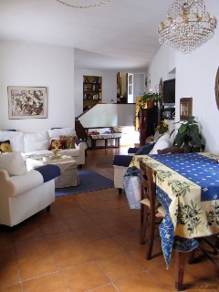 Village/town House - For Sale - North.. - 2