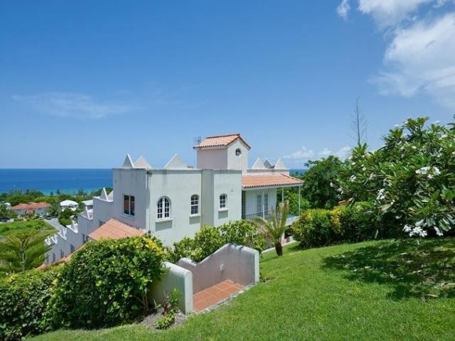 4 bedroom Property For Sale: Costa..