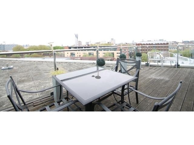 2 bed flat to rent - 2