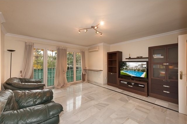 1 Bed Apartment for sale in Mijas Costa - 2