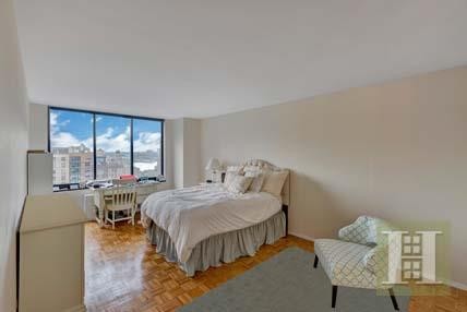 2 bedroom Apartment For Sale: 215 WEST.. - 2