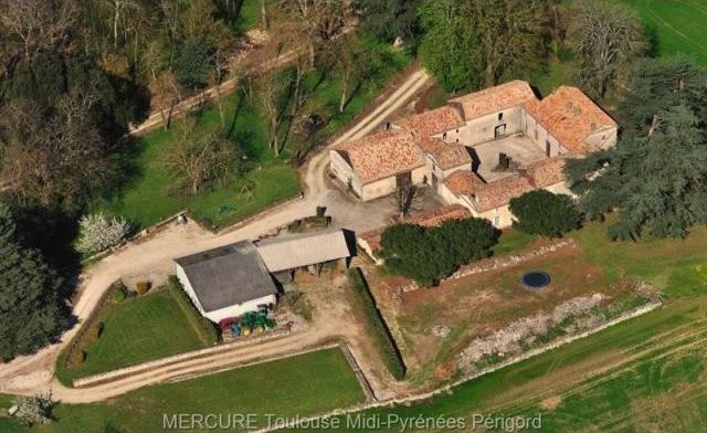 4 bedroom Character For Sale: 47370..