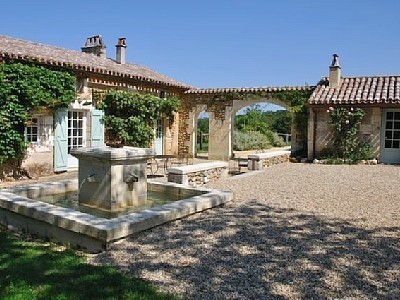 L2414 - Residential For Sale - Maison -..