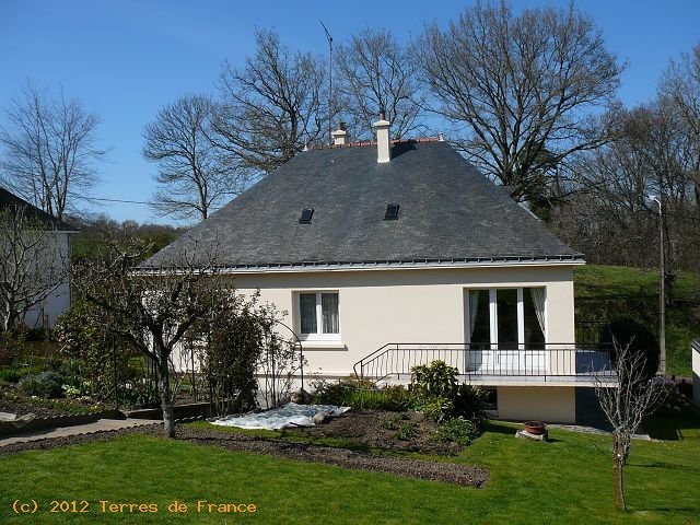 Beautiful, Spacious Family Home Pontivy..