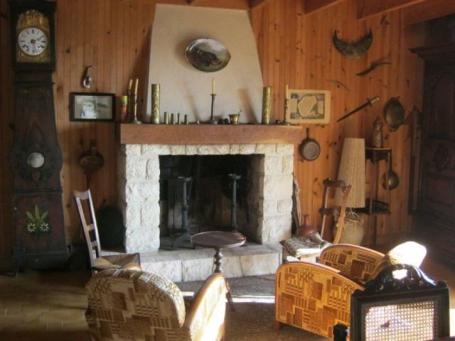 Farmhouse with potential and lovely view - 2