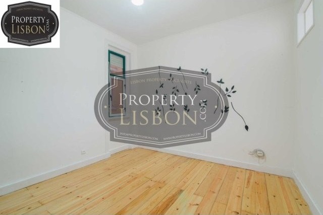 T4 Lisbon Apartment in Saldanha