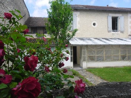 Beautiful town property with gorgeous..