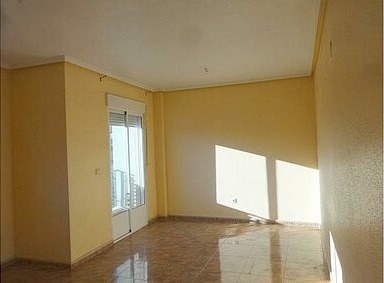 SLASHED BY 40% LARGE 3 BED APARTMENT - 2