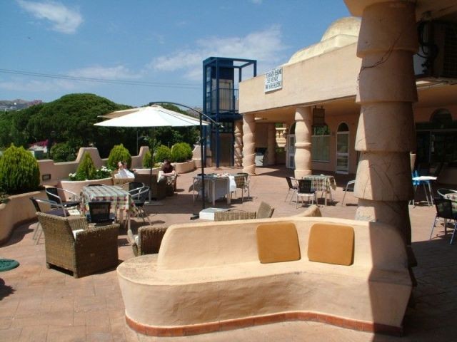 Commercial - Bar / restaurant freehold.. - 2