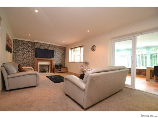 4 bedroom house in Minster On Sea.. - 2