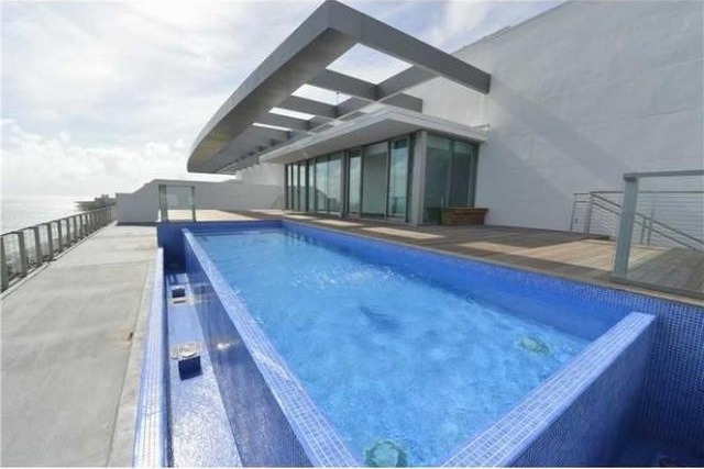 7 bedroom Flat For Sale: 360 OCEAN DR #..