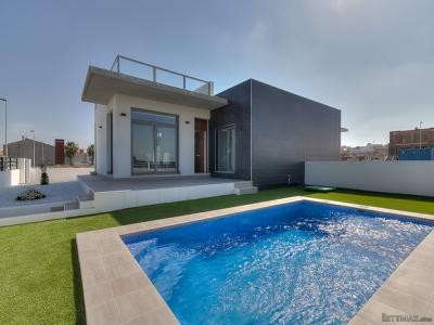 2 Bedrooms - Villa - Alicante - For Sale