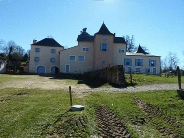 Outstanding Property With Gites And 219.. - 2