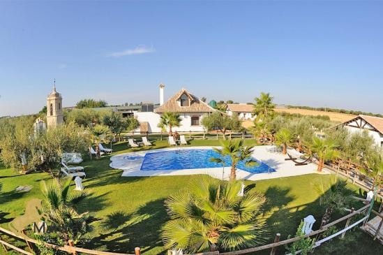 se vende Finca centro ecuestre, hipica..