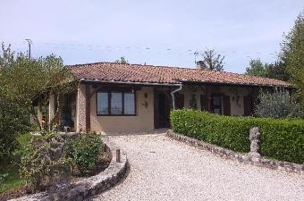 Countryside Bungalow With Large Garden...