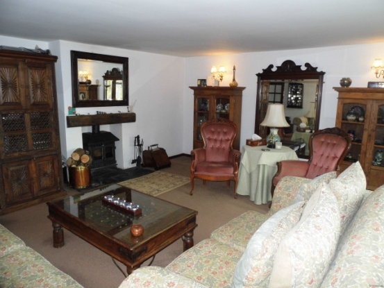 4 bedroom, Detached House house for sale - 2