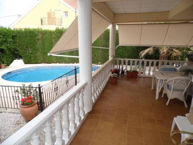 Luxry Semi-Detached Chalet - 2