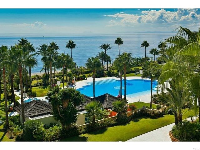 2 Bedrooms - Apartment - Malaga - Resale