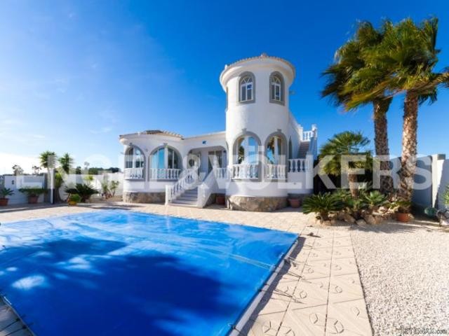 Beautiful house with great views