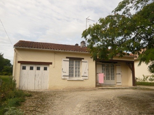 Small 2 bed village house on the..