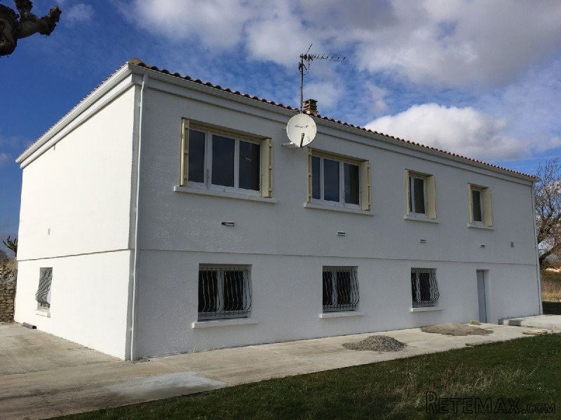 Villa With Land And Garage Set In.. - 2
