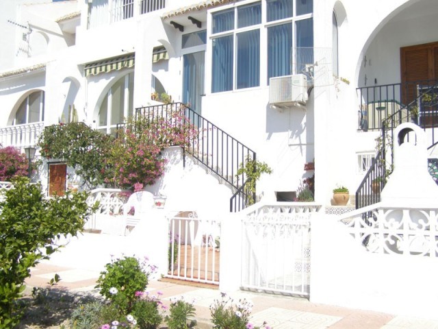 2 Bedrooms - Property - Alicante - For..