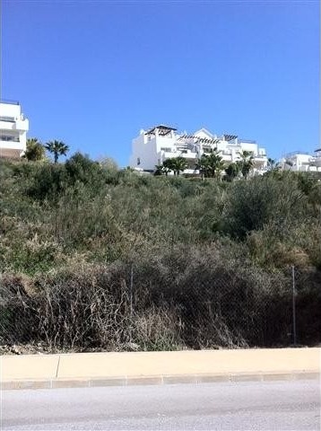Land - Fabulous plot located in..