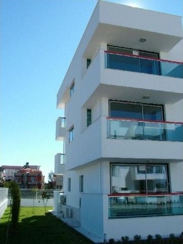 Golf Apartments