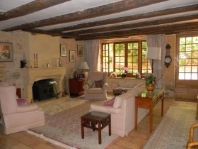Substantial 6 Bedroom Village House In..