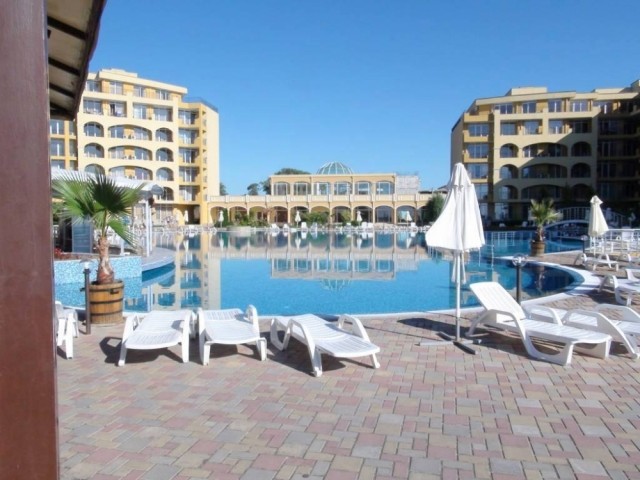Beachfront 1 bedroom apartment in Aheloy - 2