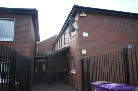 1 bedroom Flat to rent Sterling Way..