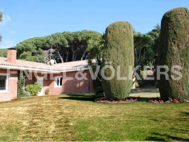Sant Andreu de Llavaneres. Luxury and.. - 2