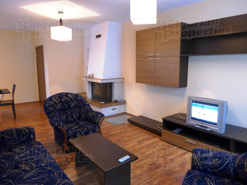 Spacious Apartment In Modern Gated..