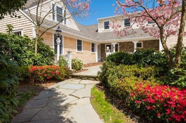 4 bedroom Property For Sale: Park.. - 2