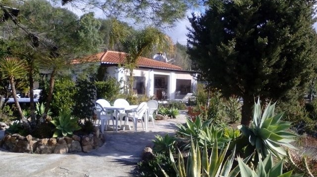 Villa - Attractive country villa..