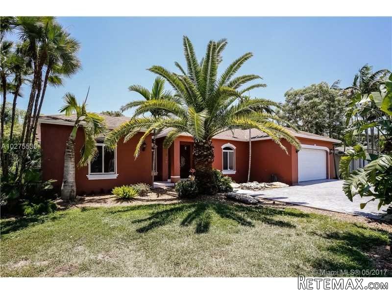 4 bedroom House For Sale: 6410 Dolphin..
