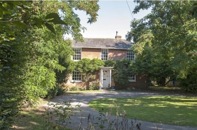 Kingsland Lane, Westwell, Ashford, Kent..