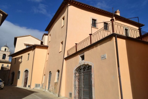 2 Bedrooms - Apartment - For Sale - 2