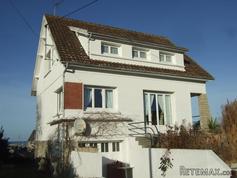 Coastal House with Sea Views