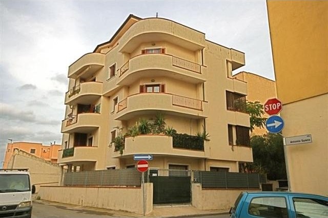 2 Bedrooms - Apartment - For Sale