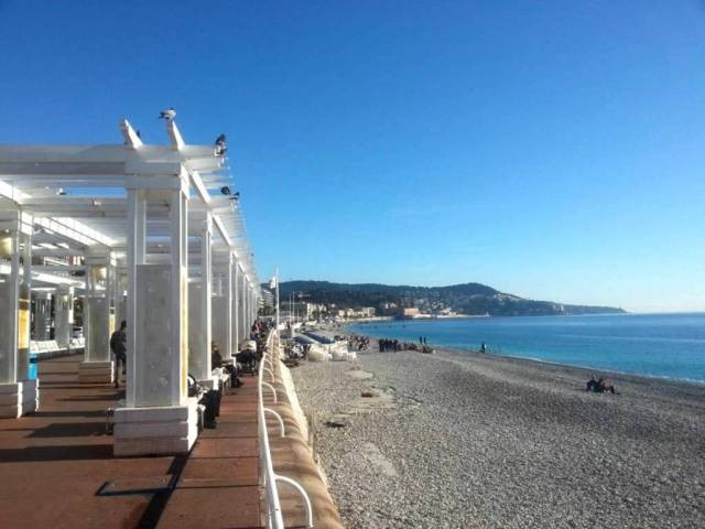 Newly built 2 beds apartments, 200 m..