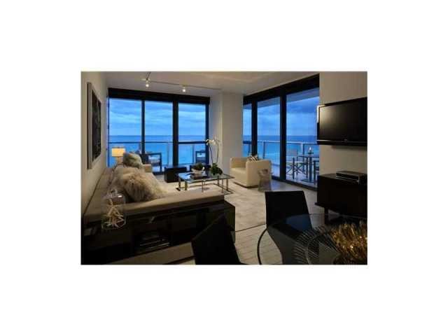 2201 Collins Ave # 928 Miami Beach 33139
