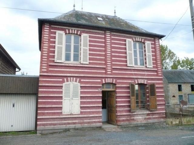 Couterne (61), Maison A Renover 2..
