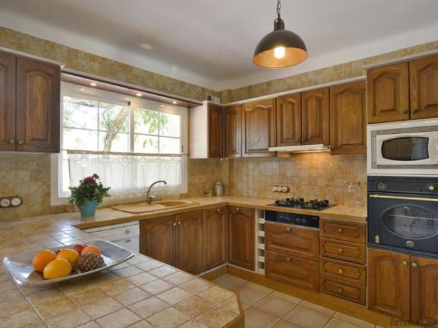 *SOLD* Lovely country house with.. - 2